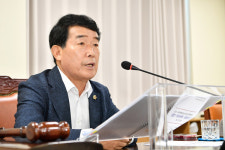 진상락 경남도의원 진해문화센터 활용 경남 체육회관 건립 속도 내야