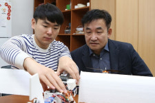KAIST 하동수 교수, 양 날개 개별 제어할 수 있는 드론 개발