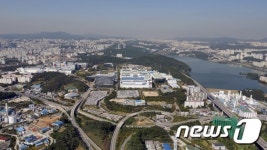 정부 반도체 핵심기술 담긴 보고서…힘 실린 삼성전자