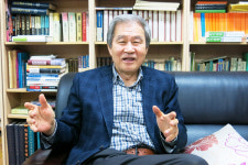  첫 완역… 비봉출판사 박기봉 대표 인터뷰