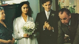 시인과 우편배달부의 특별한 우정 그린 <일 포스티노>