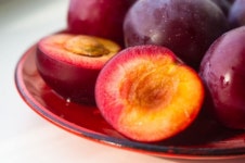 [리얼푸드]자두, 혈당 수치 낮추는데 효과적