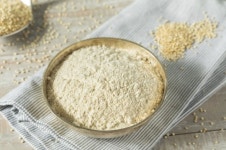 [리얼푸드]전 세계적인 ‘베이킹 열풍’, 밀가루 밀어내는 건강한 가루들