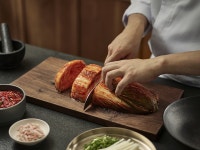 [리얼푸드] 호텔 김치를 트렌디하게… 롯데호텔 월드 ‘더 라운지 앤 바’의 특별 메뉴