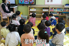 어린이집 누리과정 예산, 전액 국가가 부담