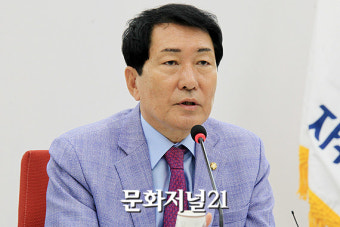 한국당 혁신비대위원장 후보 발표 임박…“100여명 확정”