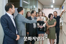 엠제이애드넷 | [MJ포토] 관내 중소기업 현장 찾은 심재성 광명시 고용경제국장