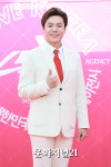 [MJ포토] 사랑해요대한민국 뮤지컬배우 고지혁, 동고동락 패션쇼 굿~