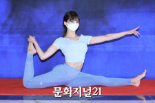 [MJ포토] 더요가필라테스 이예슬, 숨길 수 없는 미모(WBC 피트니스)