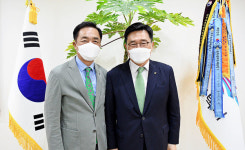 [동정] aT 김춘진 사장, 평택시와 ESG경영 실천 논의