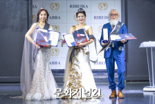 [MJ포토] 정재은·허정윤·이상홍, 미시즈&미스터 그랜드 시 코리아 써드위너 수상