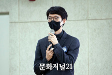 [MJ포토] 특강 진행하는 김세환 변리사