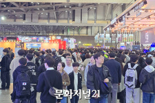 [가봤다] 21살 지스타, 창작·서사 조명에 20만명 몰렸지만…아쉬움도