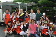 대흥횟집달리는밥차 | 사랑 싣고 달리는 '불광사 밥차'