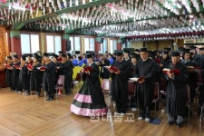 전주 화엄불교대학 졸업생 82명 배출