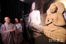 눈앞에 펼쳐진 붓다 고행상, 간다라에 온 것 같네