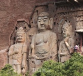 간절한 佛心, 절벽에 불국토를 새겨넣다