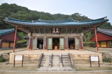신흥사 극락보전 보물로 지정된다
