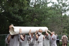 통도사, 최대 규모 한지에 한국불교문화 정수 담는다