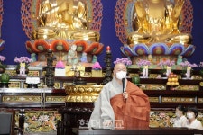 홍법사, 개산 17주년 맞아 나한상 제막
