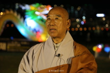 울산 태화강 봉축등 환히 밝혀