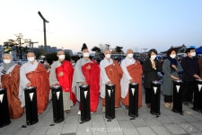 전북도 봉축위 부처님 오신날 봉축기원탑 점등