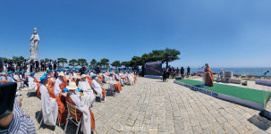 찻잔 든 무산 대종사… 부도탑마저도 중생 향하다