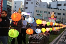 부처님 오신날 봉축연등 통영시내 불밝혀