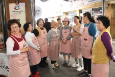 동원사,  대인시장 상인에게 나눔 정 전달