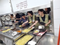 아름다운동행, 송파노인요양센터서 짜장공양