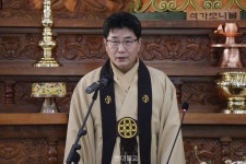 육사 81기 졸업법회…호국불교 전통 잇겠습니다 