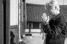 연기(緣起)를 연기(演技)하다