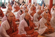 [을사년 동안거 결제] 성파 대종사 정진이 국가 안정으로 회향