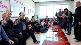 청주 지장사, 붕어빵으로 어르신 마음도 따뜻하게