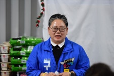 광주 쪽방촌 어르신 위한 자비 곳간 열렸다