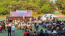 익산 중앙체육공원 밝힌 자비의 등불