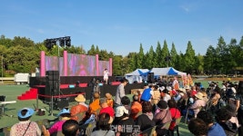 익산 중앙체육공원 밝힌 자비의 등불