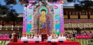 부처님오신날 전국사찰풍경(2) (보리암, 불국사, 화엄사,대광명사,수효사,도선사, 구인사)