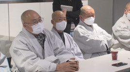 역사박물관 사과 거부, 천주교 문전박대