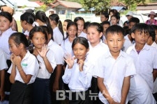 통도사 김해포교당 바라밀선원, 라오스 오지 마을에 초등학교 건립