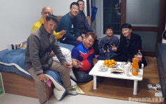  ‘시설’이 탈시설을? 청구재활원, 자립한 장애인 집들이 