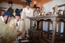 왕산 허위 선생 순국 111주기, 첫 향사···허위 장손, 장세용 참석