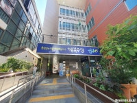 사전 투표 첫날, 부동층 많은 대구 투표소를 찾았더니···