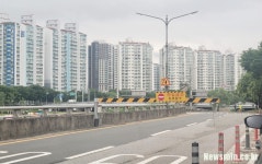 폭우로 대구·경북 곳곳서 인명 피해 발생 와중에 신천 물놀이장 개장