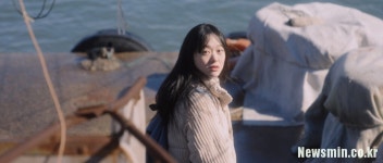 [무비053] 그 시절, 서로에게 버팀목 되어준 친구들의 사진첩 같은 영화