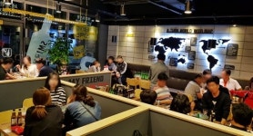 [인터뷰] 간편한 창업은 없다? 고민하지 말고 도전하세요 세계맥주전문점 비턴