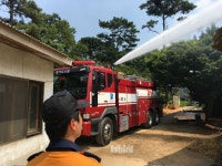 평택소방서, 양계장 냉각 살수 긴급지원 폭염대응 대책 추진에 총력!