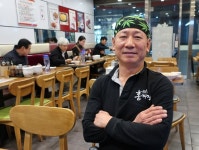 [성공사례] 홍짜장 서울역점 임문수 점주 불황이지만, 매출 꾸준히 상승