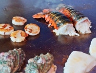 생방송오늘저녁 정통 철판코스요리 전문점 디쌍, 화려한 불쇼 퍼포먼스 통해 요리 제공