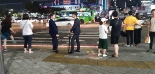 인천시, 스몸비족 등 횡단보도 사고 막는다